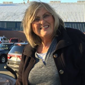 Meet your Posher, Ellen